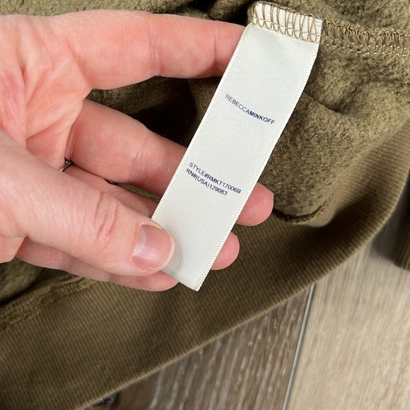 Rebecca Minkoff I Feel Love Green Pullover Crewneck Sweatshirt - Picture 7 of 12